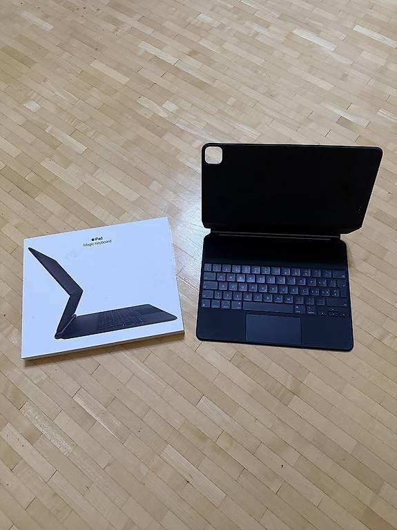 Tastaturen: original Apple iPad Magic Keyboard 12.9" Model A2480 – Gebraucht aus Scherzingen von polini42
