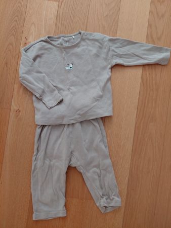 Baby Set s.Oliver beige mit Hund Grösse 74 kaum gebraucht