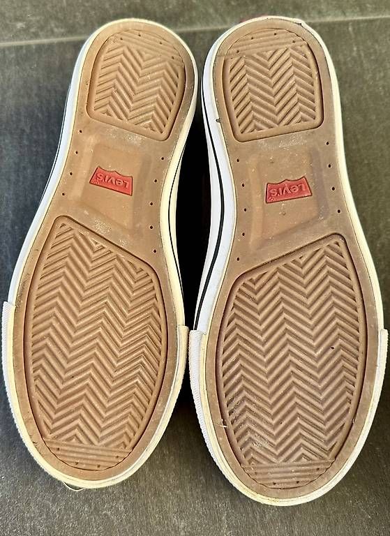 Levi's Scarpe da donna: Baskets Levis neuves  jamais portée – Nuovo (secondo la descrizione) da Bramois venduto da Inarretable.co 3