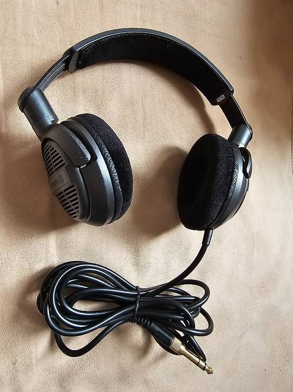 Beyerdynamic Cuffie: Beyerdynamic DTX 910 Headphones - Very Good Condition – Usato da Lausanne venduto da ale_6c5g 2