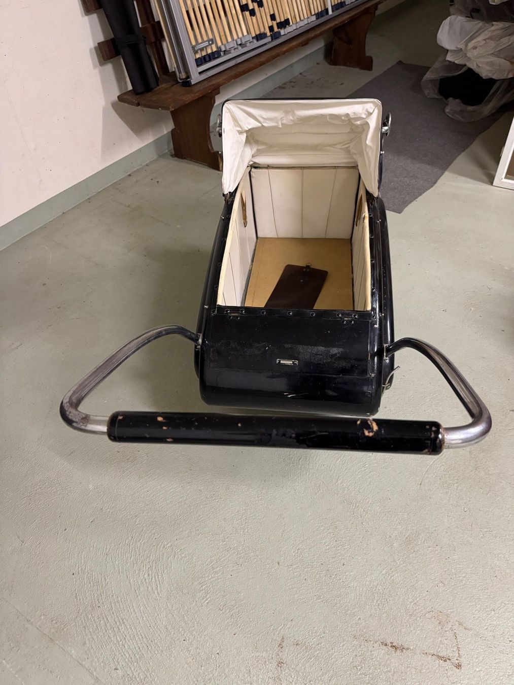 Carrozzine: Antiker Kinderwagen – Usato da Aeschi SO venduto da broschi56 3