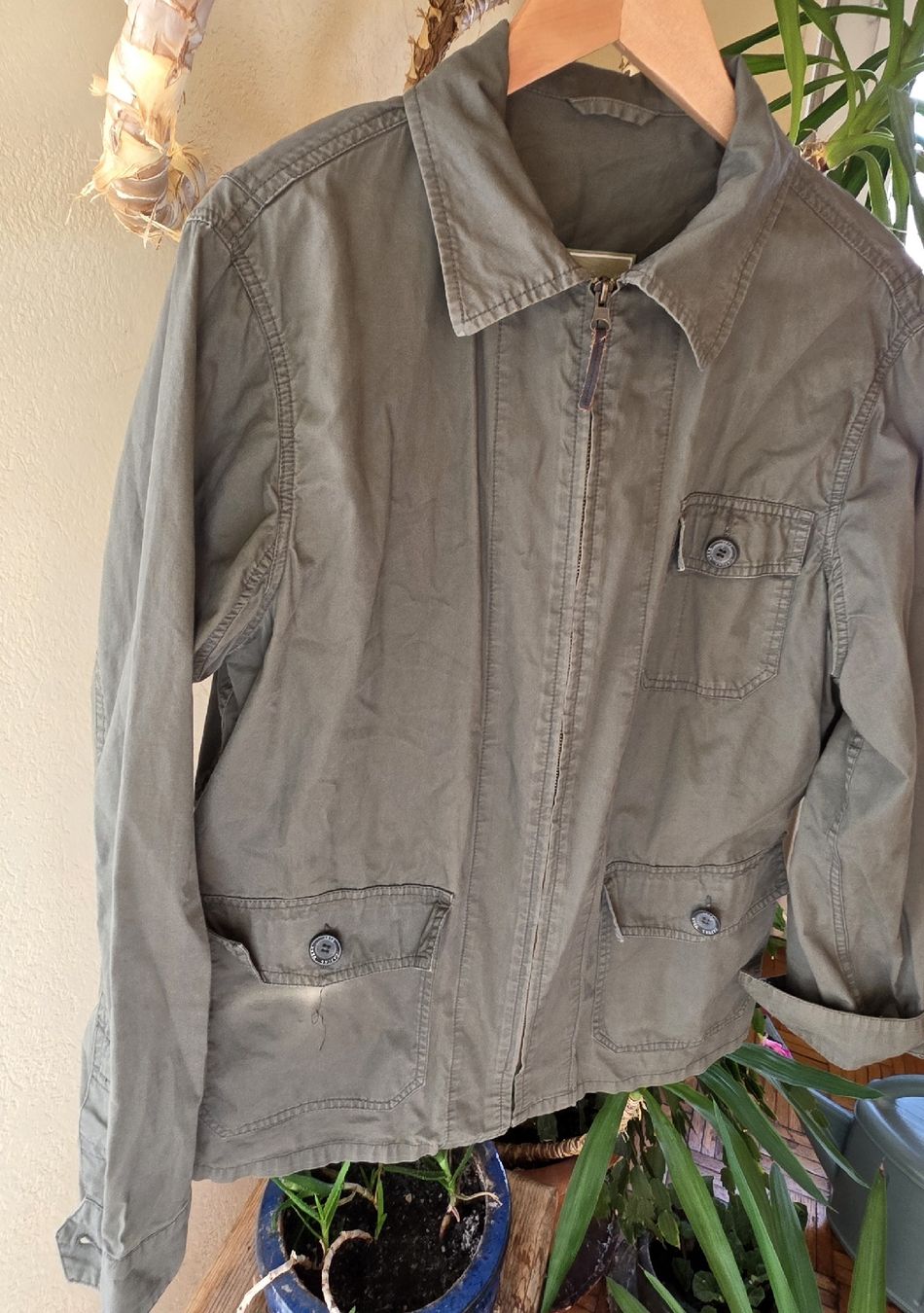 Jacken: Veste /Blouson Kaki – Gebraucht aus Yverdon-les-Bains von van_dq65 1