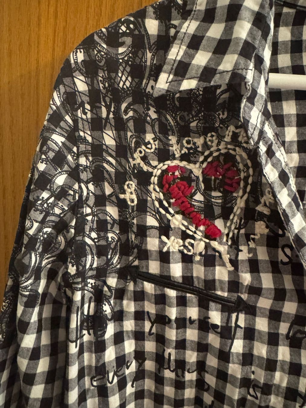 Desigual Camicette: Desigual Hemd mit Karomuster, Grösse L – Usato da Egg b. Zürich venduto da Brocki_Insel_Egg 2