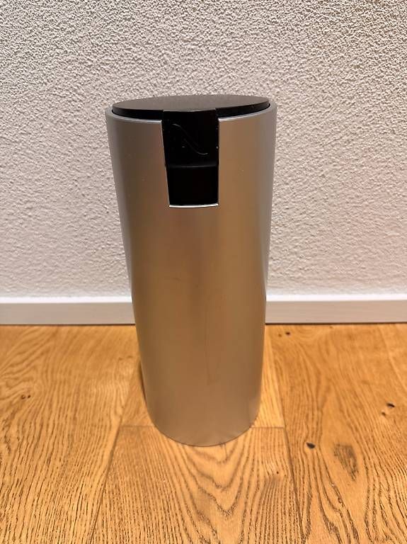 Contenitori & Simili: Nespresso Recyclingbehälter – Usato da Hindelbank venduto da sarahcw