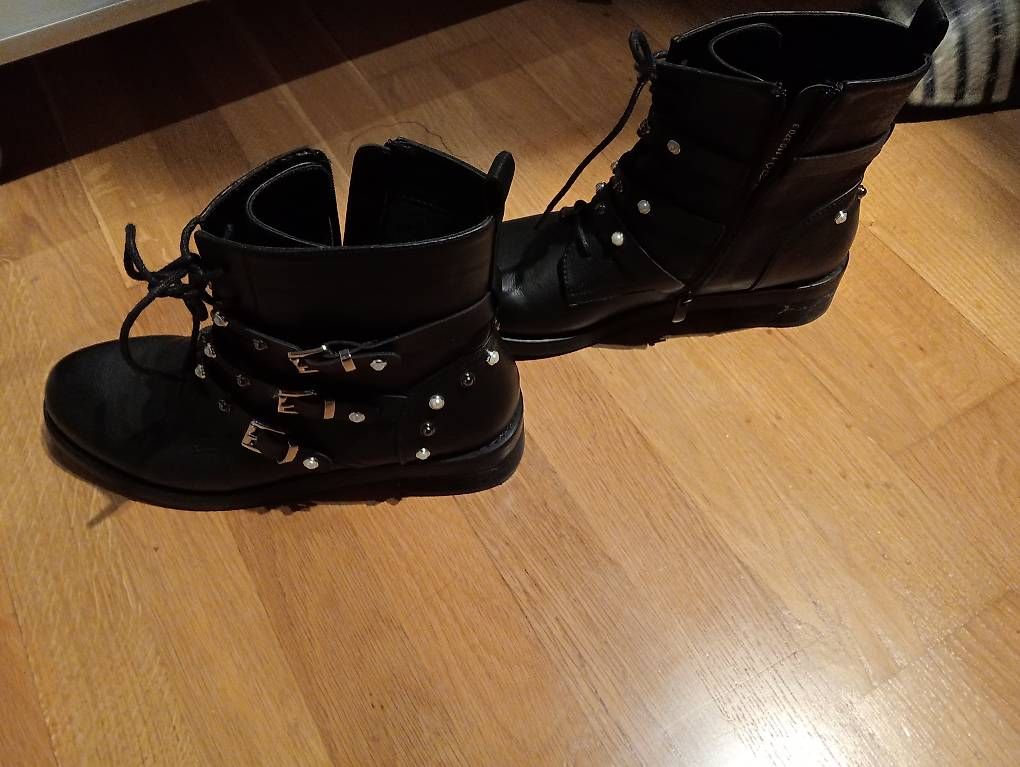Scarpe da donna: Stiefel – Usato da Einigen venduto da tchalva 1