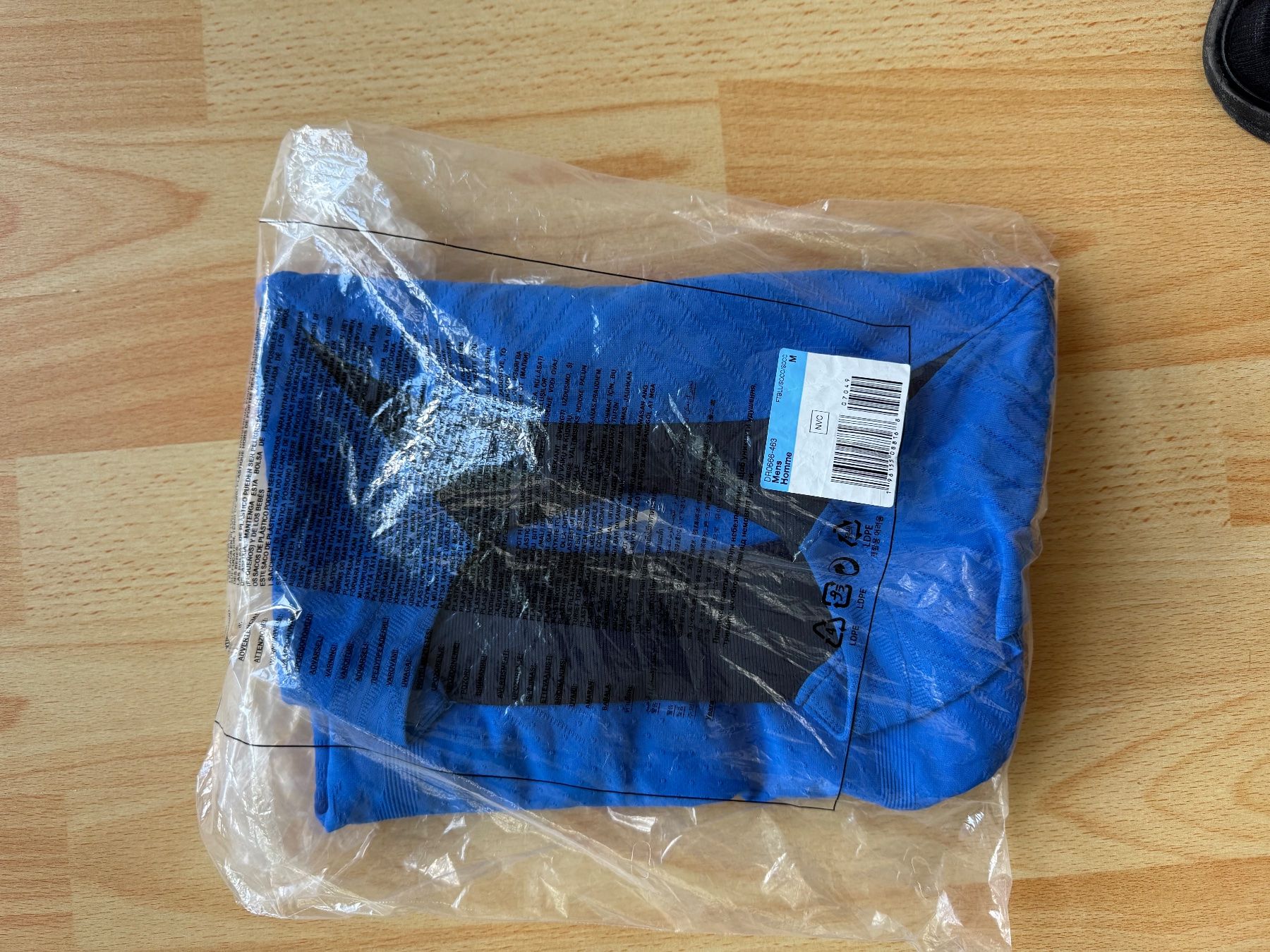 Nike T-shirt: T-Shirt Nike Performance – Nuovo e nell'imballaggio originale da Oftringen venduto da bmw_b8bm 3