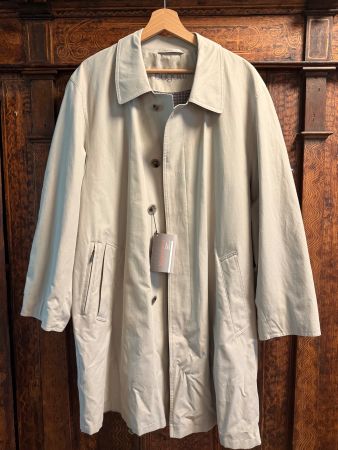 Bugatti Trenchcoat / Übergangsmantel Gr. 46 Beige