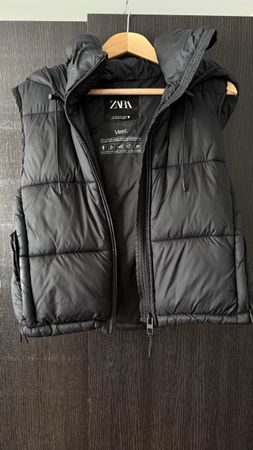 Zara Weste