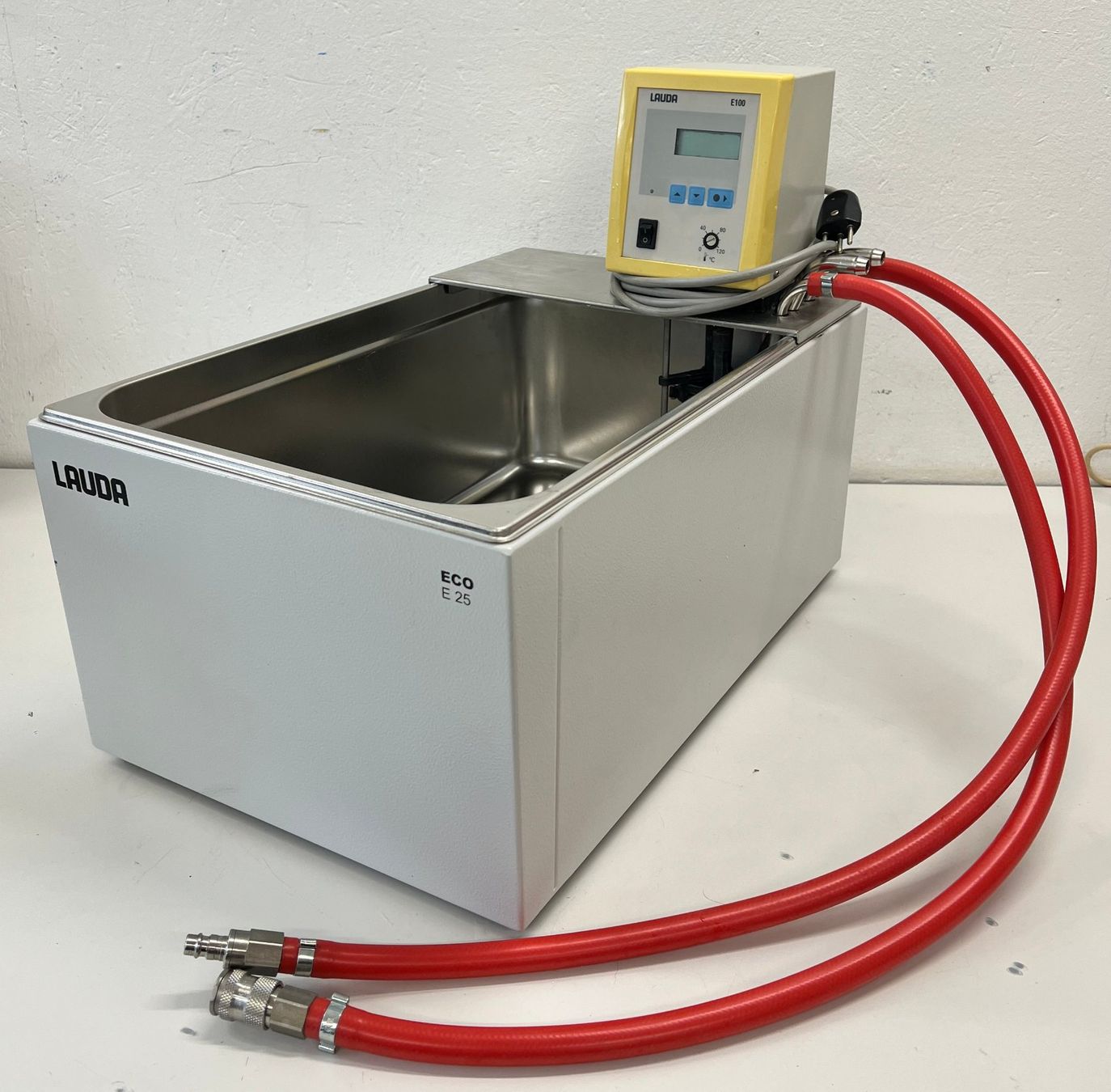 Laborzubehör: Lauda Eco E 25 Edelstahl-Heizbad mit Lauda E100 Thermostat – Gebraucht aus Niederdorf von LeptonAG_Labor