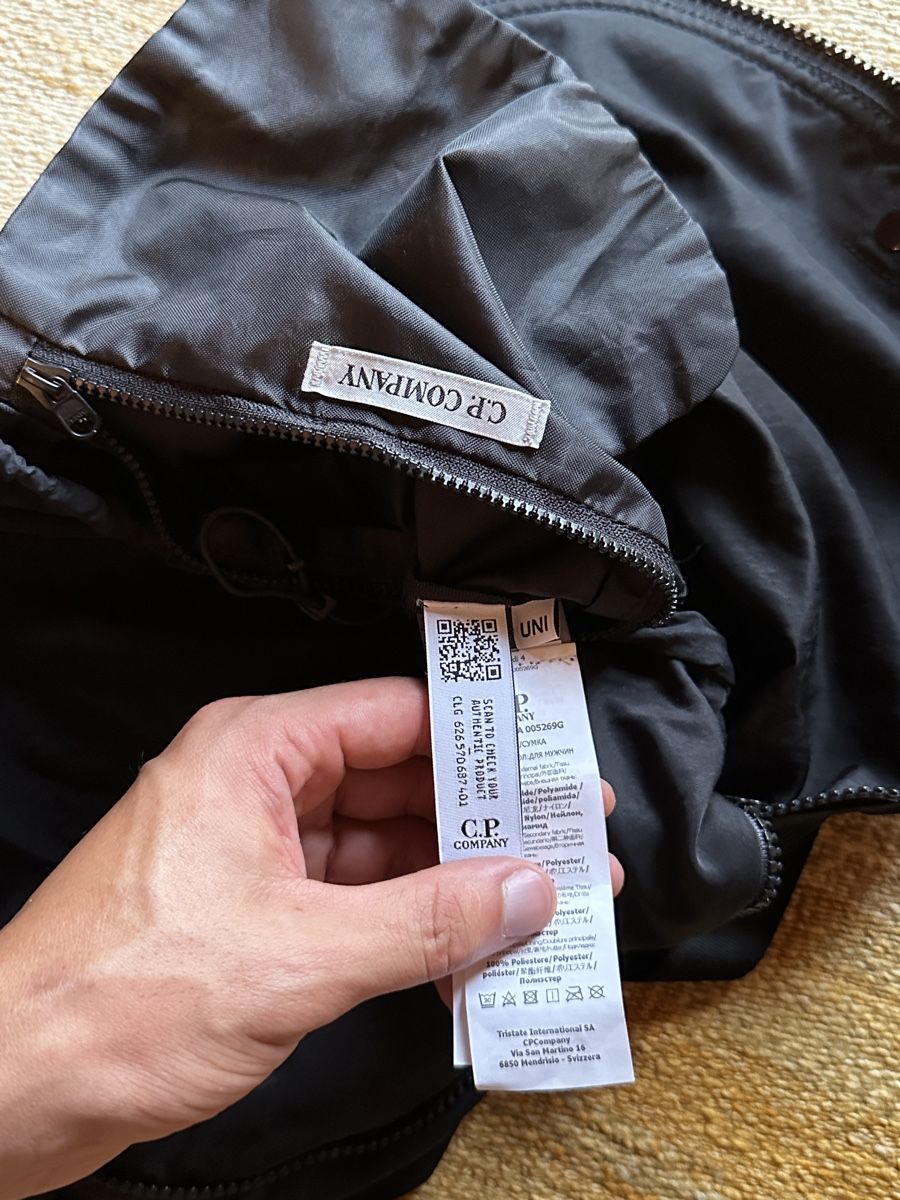 CP Company Borse: CP Company Black Side bag – Nuovo (secondo la descrizione) da Villars-Burquin venduto da Iliasso 3