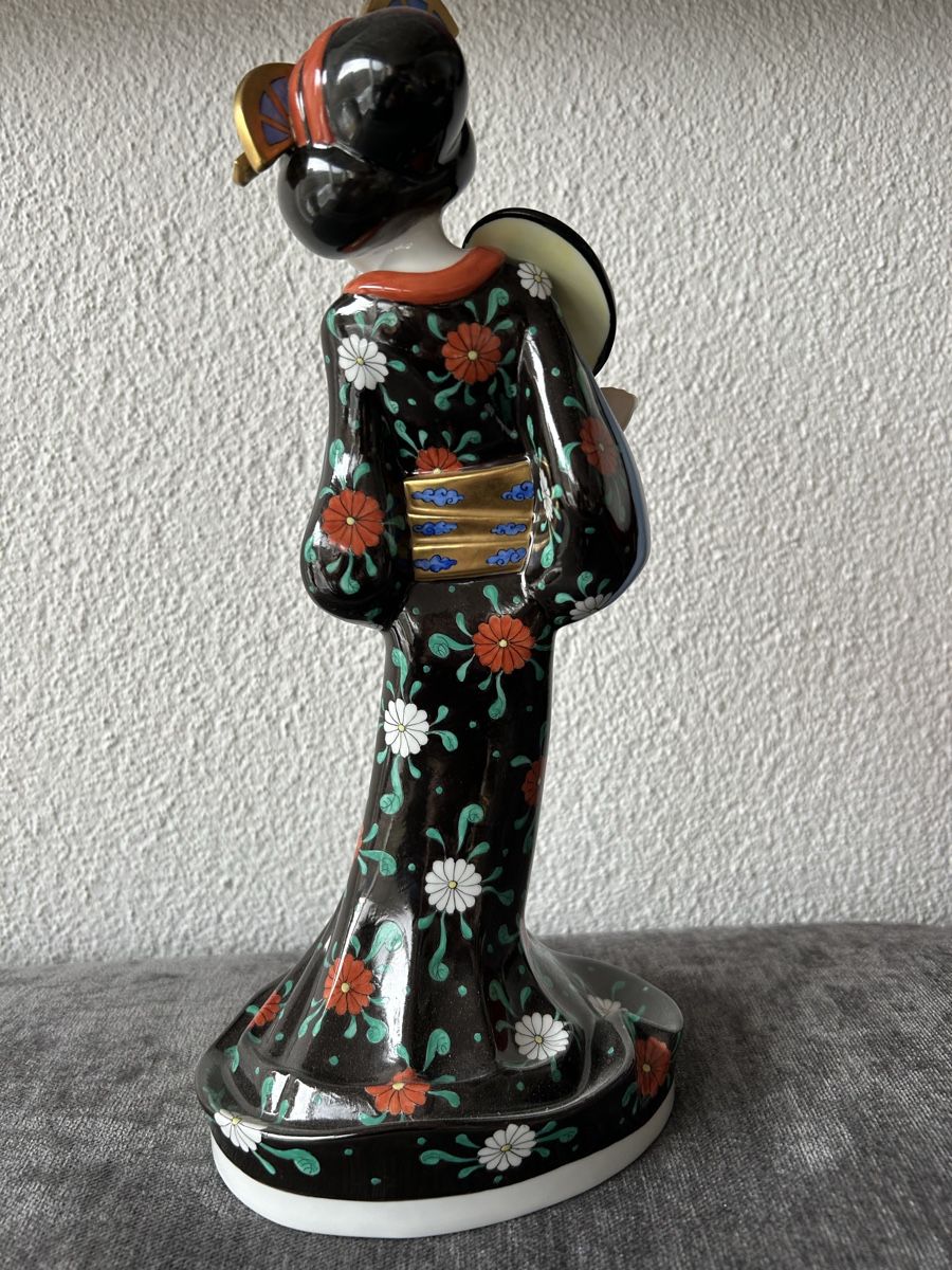 Herend Statuette: Geisha - Herend Figur - Top ! – Nuovo (secondo la descrizione) da Hofstetten SO venduto da Treasurefinds 4