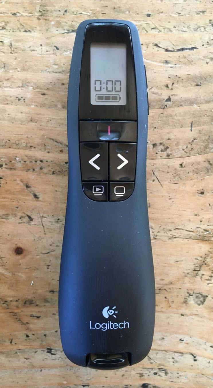 Logitech Souris: LOGITECH Professional Presenter R700 (Laser Pointer) – D'occasion à Hinwil par RomRay 1