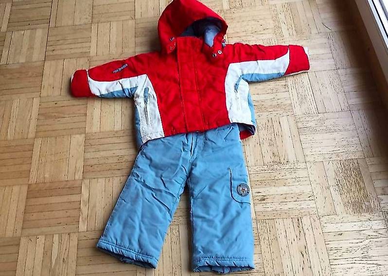 Completi: Skianzug 74 80 Schneeanzug – Usato da Itingen venduto da BorerOnlineShop