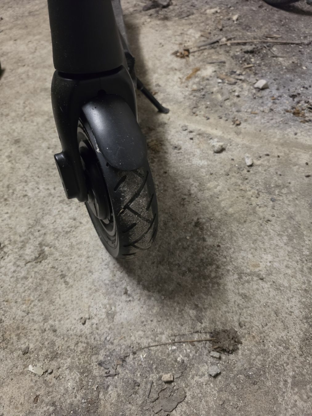 Kickboard: E-Scooter VMAX defekt als Teileträger oder Bastlerobjekt – Defekt aus Ittigen von ste_xt8v 2