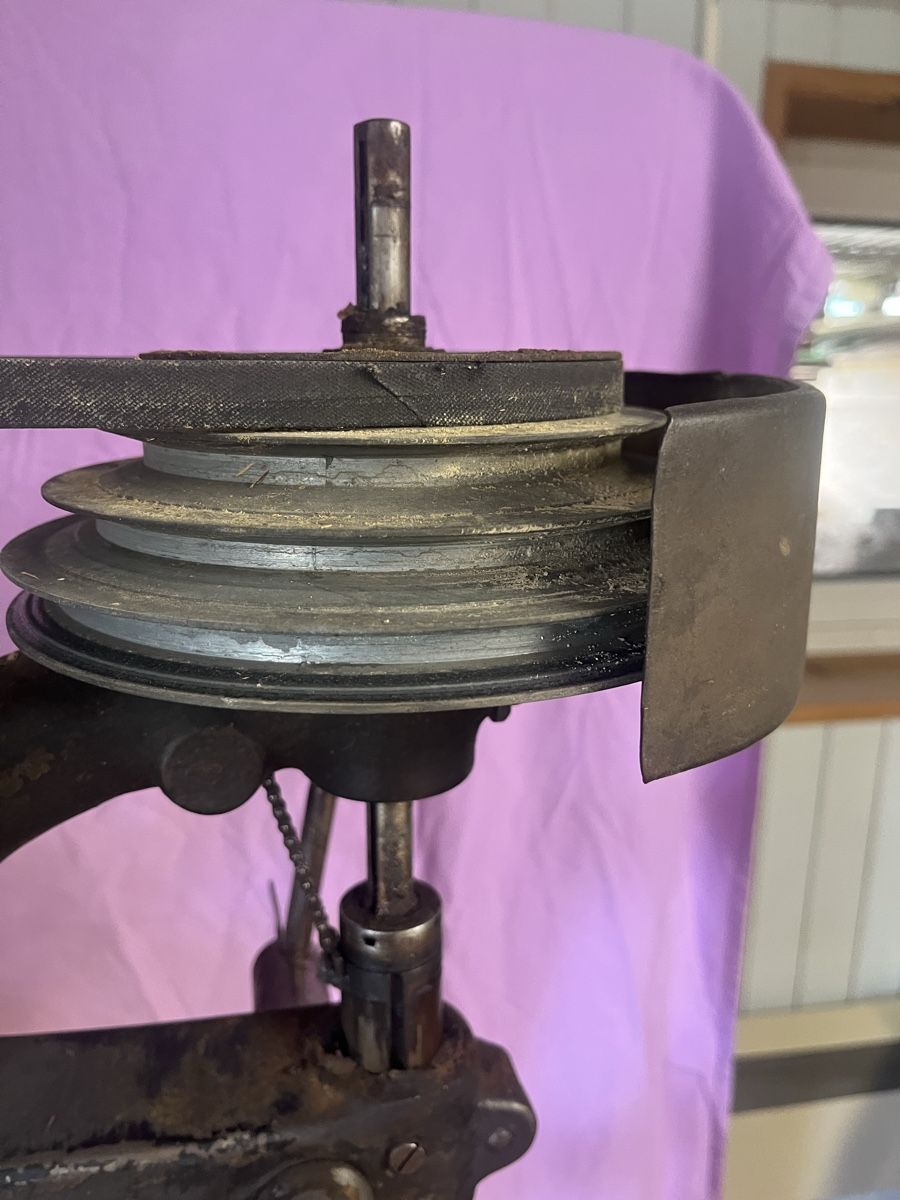 Tutte le macchine: Standbohrmaschine / antik  Style! – Usato da Yvonand venduto da molino63 1