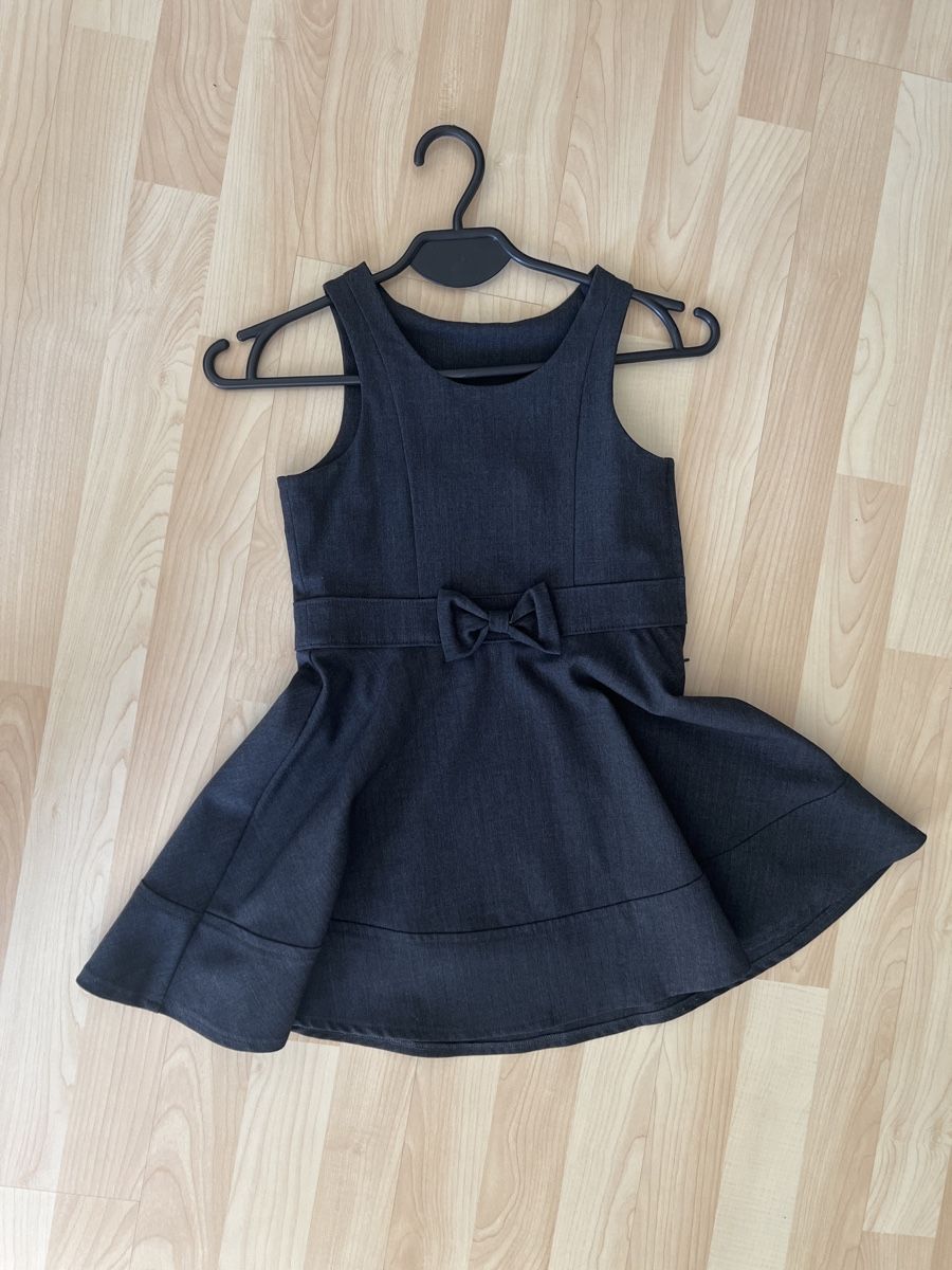 Vestiti & Gonne: Mädchenkleid Gr. 128/134  Top Zustand – Nuovo (secondo la descrizione) da Villmergen venduto da KIWI7983