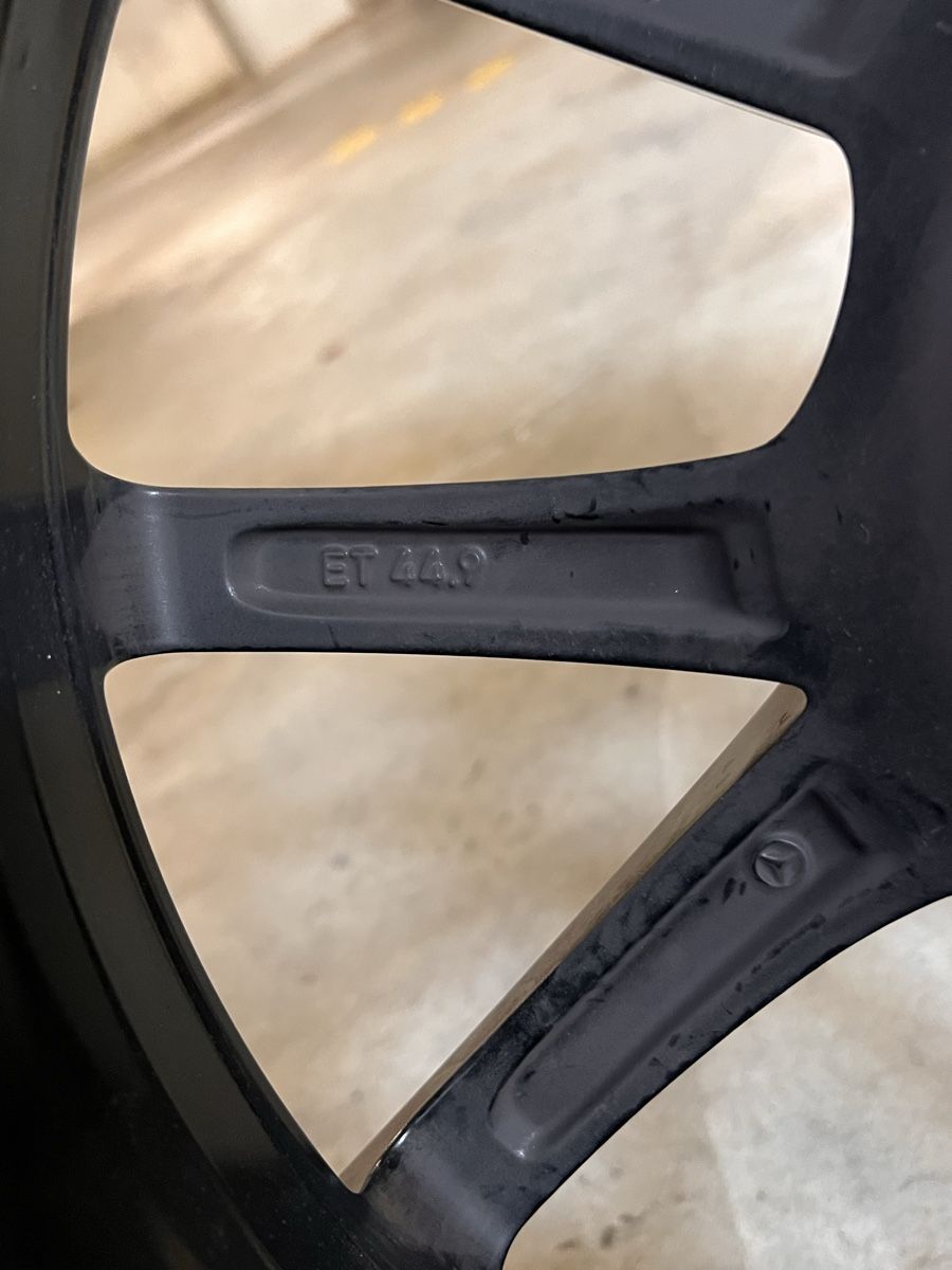 Mercedes-Benz Pneus & Kompletträder: Mercedes Benz Original Winterräder Pirelli 245/45 R18 – Neu (gemäss Beschreibung) aus Winterthur von ChicMarkt 7