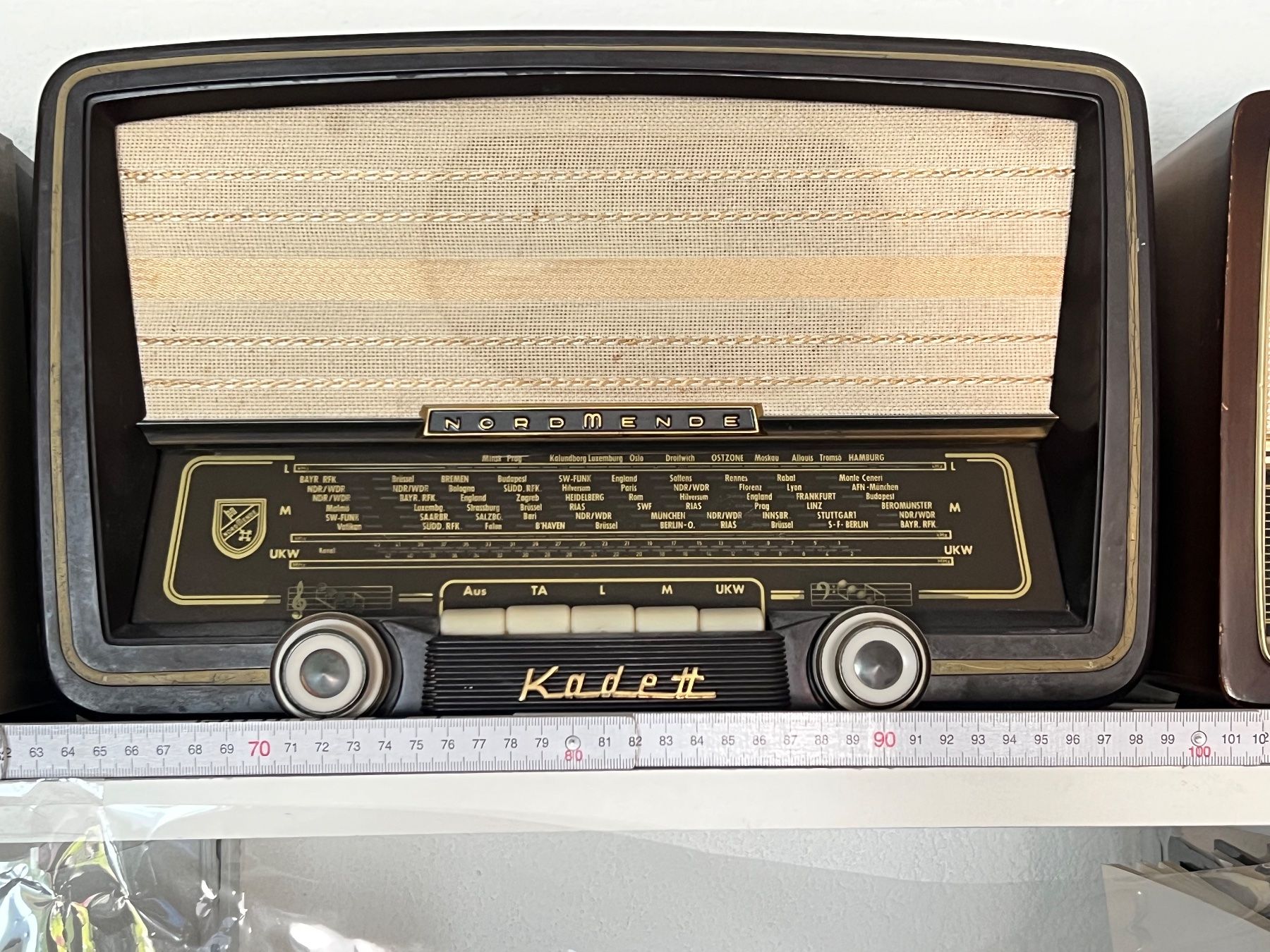 Radios: Mini Transistor Radio + 5 Röhrenradios – Gebraucht aus Adliswil von Mandela 3