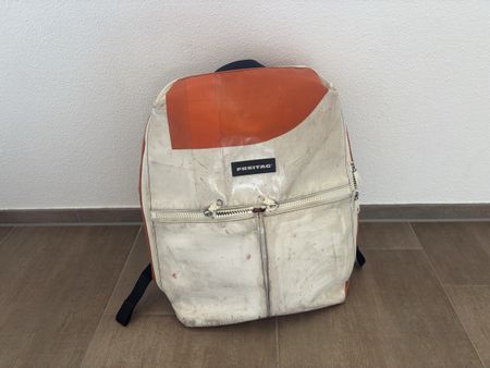 Freitag Rucksack Orange/Weiss, ein Unikat! Ideal für Sommer!