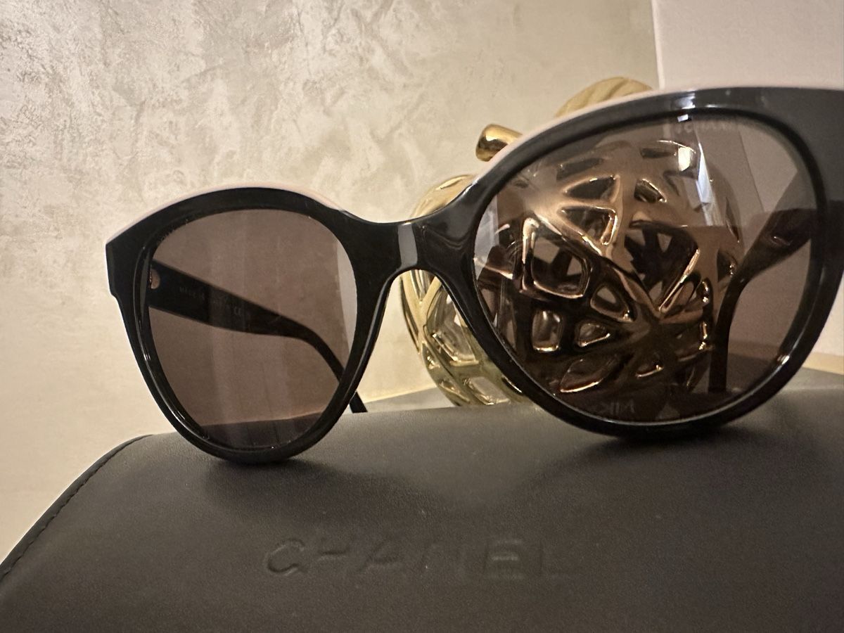 Chanel Brillen & Gläser: Chanel Sonnenbrille – Gebraucht aus Frümsen von Swissline90 2