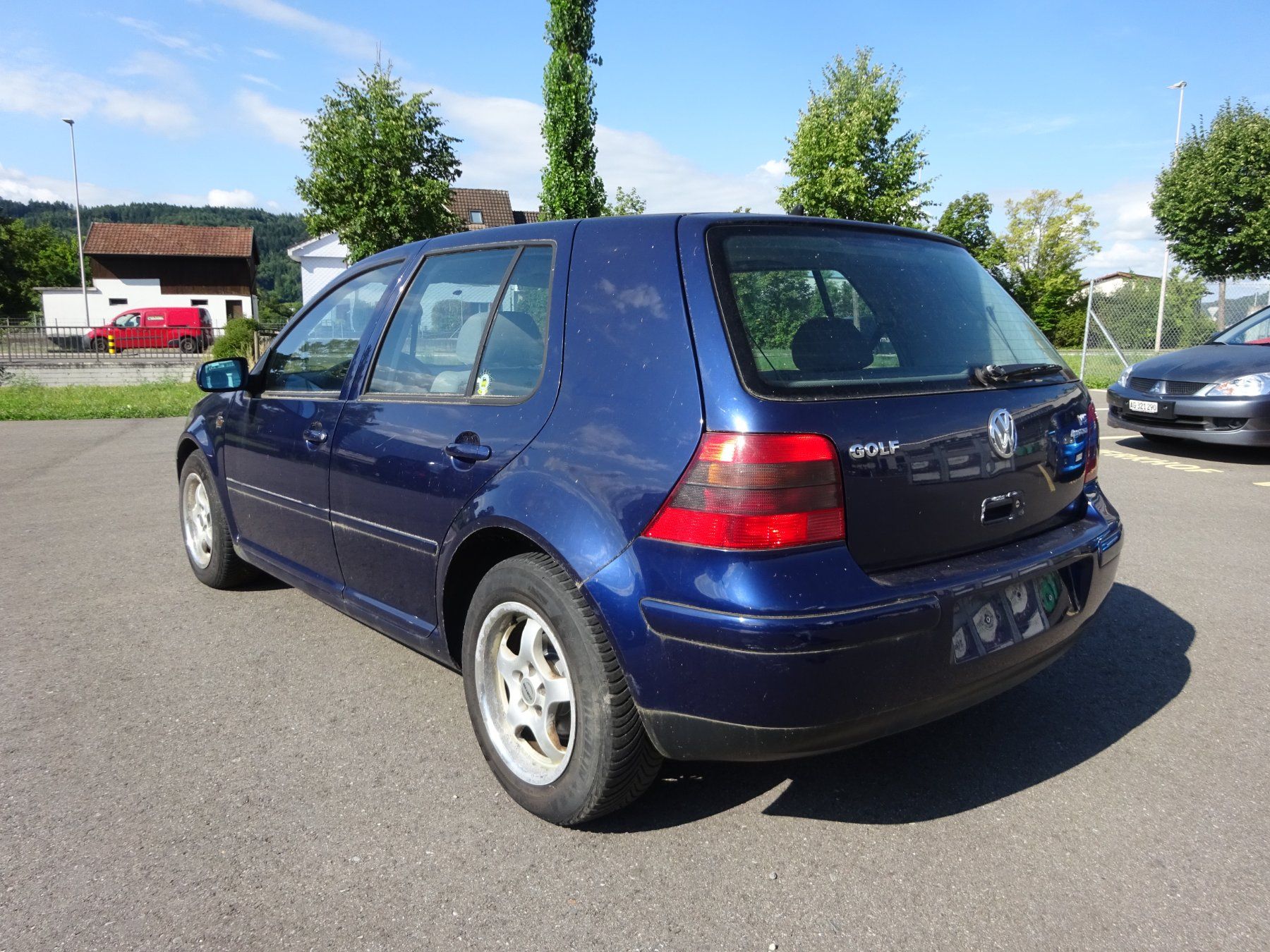 VW Autos: VW Golf 4  4motion  V5 – Gebraucht aus Untersiggenthal von A888888 8