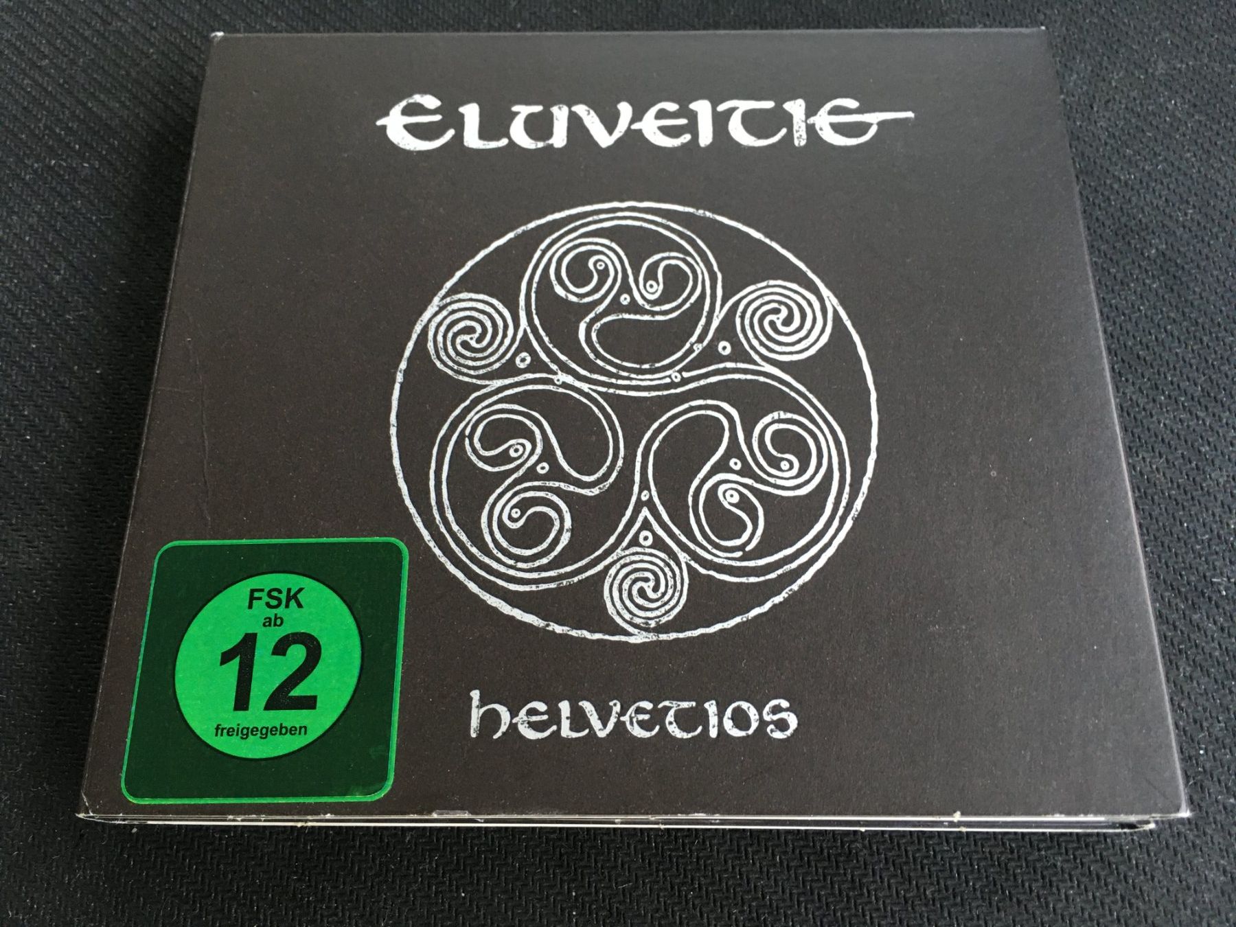 CD: Eluveitie - Helvetios -CD- CD+DVD Digipak – Usato da St.Gallen venduto da MedienJoe