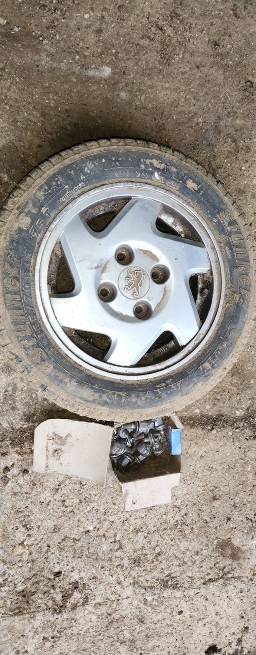 Peugeot Felgen: AVendre jantes – Gebraucht aus Travers von dan_lh6n 1