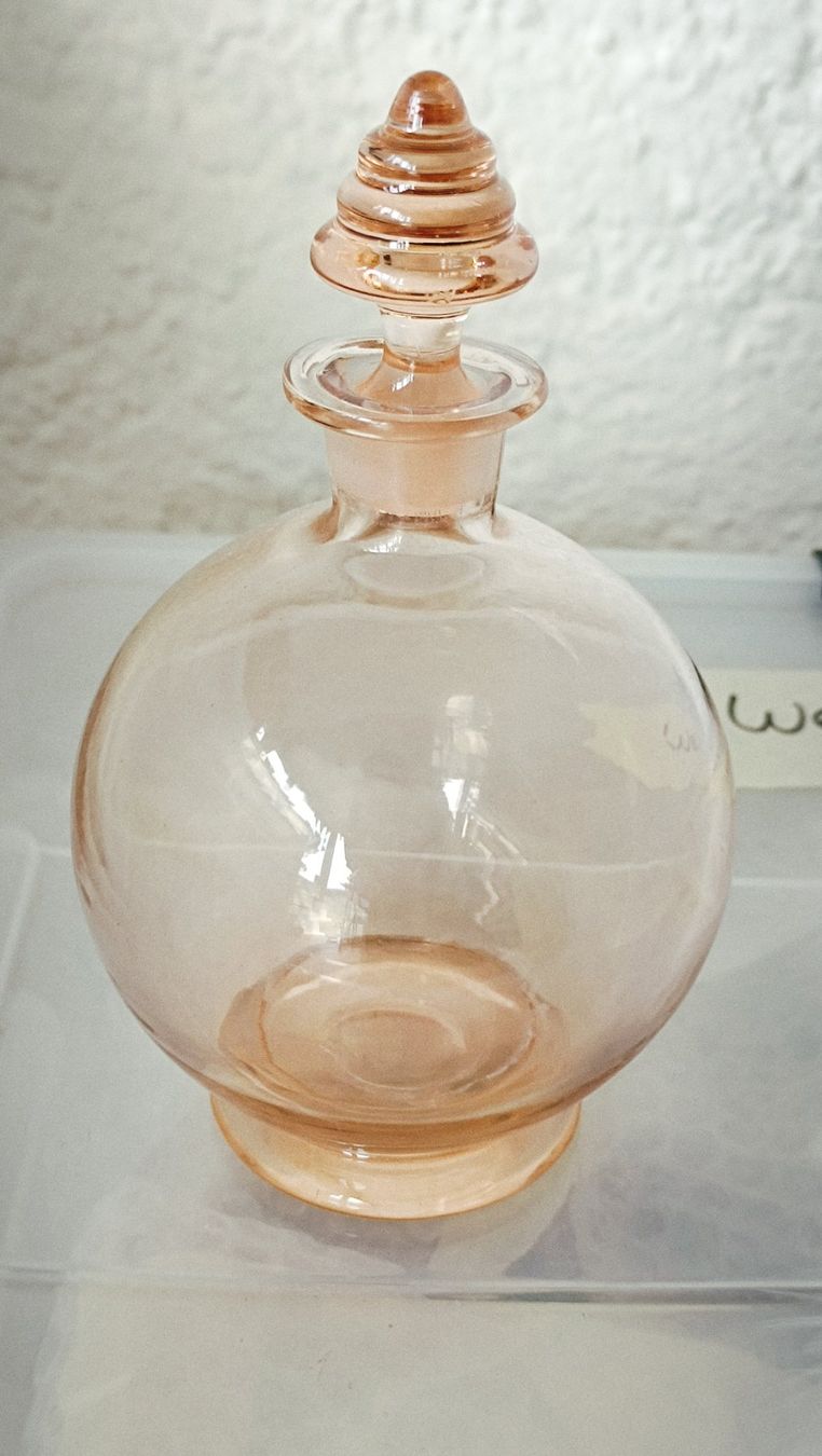 Bottiglie: Vintage Glas Flasche rosa – Usato da Zürich venduto da Jul69 5