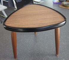 Mid Century Nierentisch, Blumenhocker aus den 50/60er-Jahren