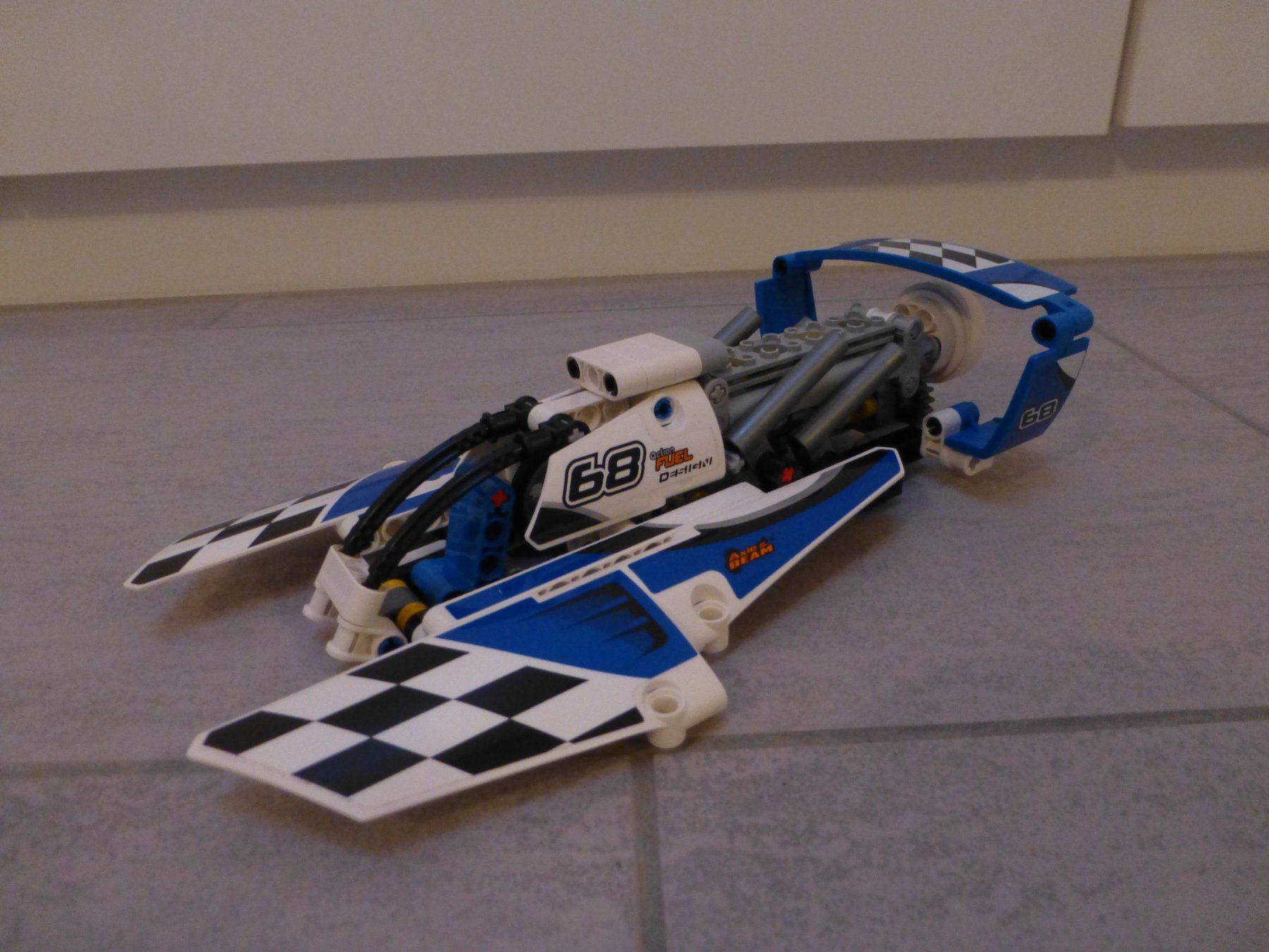 Technics Baukästen: LEGO Technic Hydroplane Racer 42045 – Gebraucht aus Grenchen von Bobatsch 3