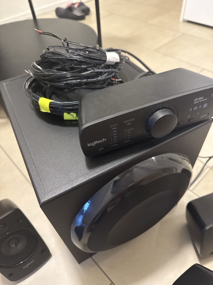 Logitech Home Cinema: Logitech Z906 Lautsprecher System THX – Usato da Bern venduto da fab_tx65 3