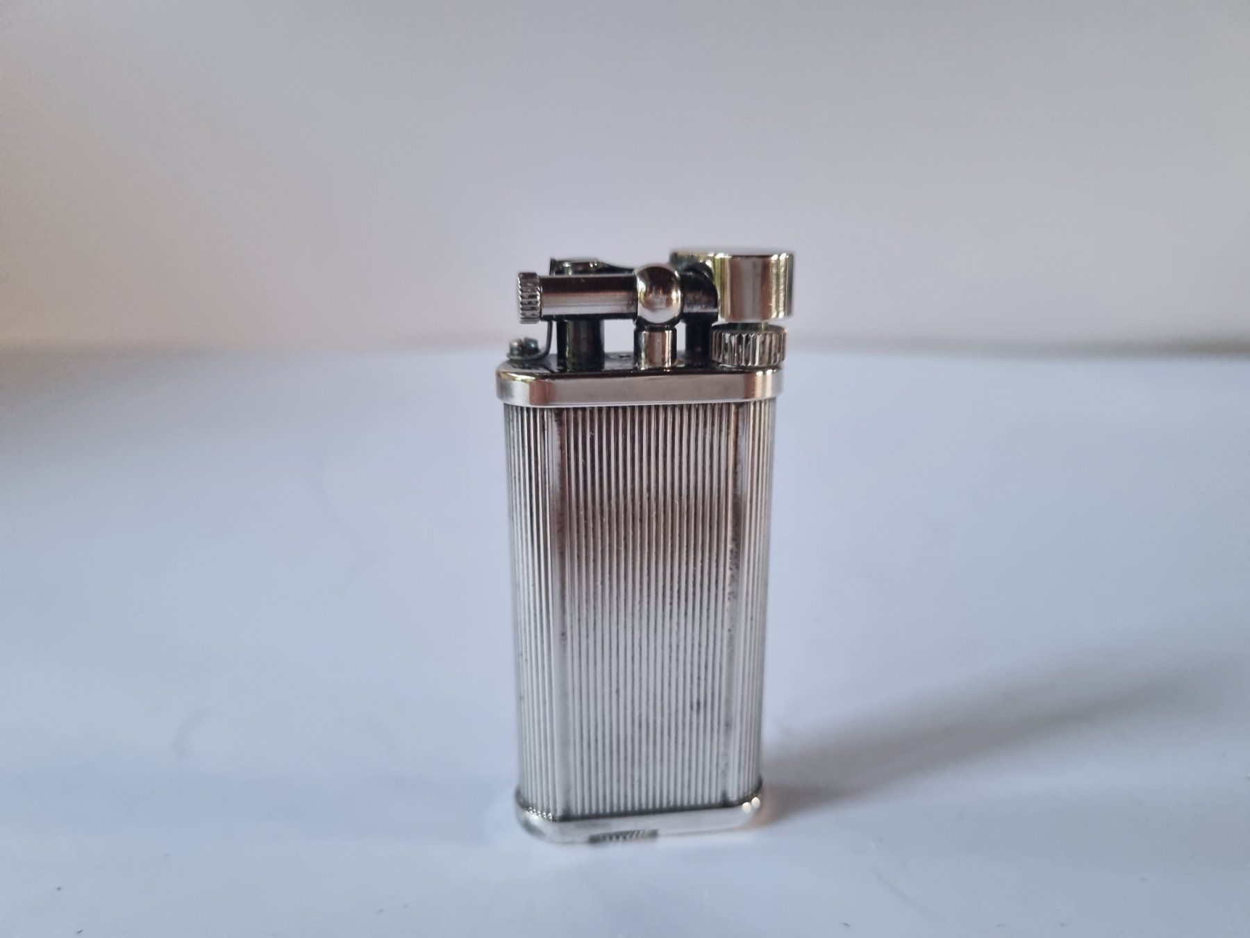 Dunhill Accendini: Briquet Dunhill, made in england, argent – Usato da Choëx venduto da aru_vs6m