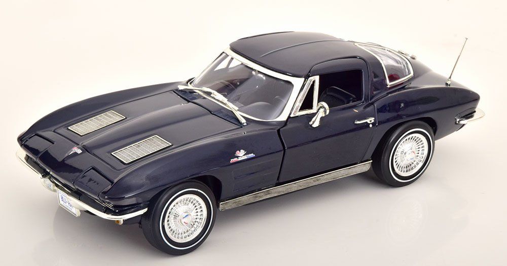 Chevrolet Modellini d'auto: Chevrolet Corvette C2 Singray Coupé Split Window 1963 dunkel – Nuovo e nell'imballaggio originale da Gerlafingen venduto da espero88