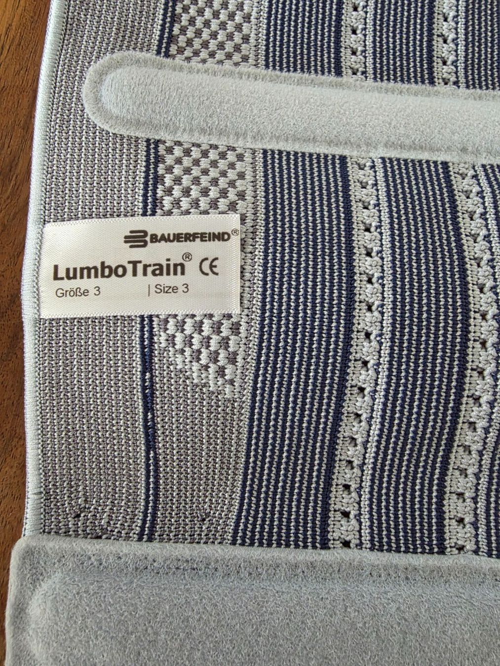 Attrezzature mediche: Bauerfeind LumboTrain Gr. 3 grau-blau neu – Nuovo (secondo la descrizione) da Dietlikon venduto da Bonamesa 8