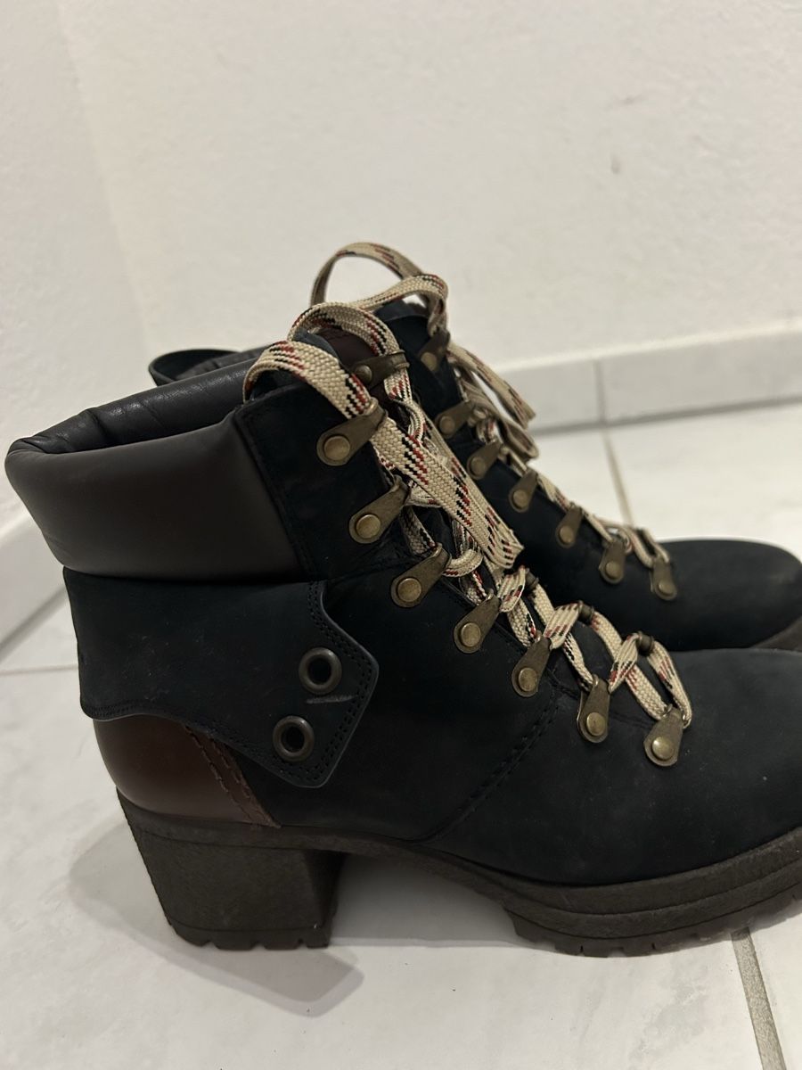 Chaussures femmes: Shoes – D'occasion à Samstagern par Dusan293