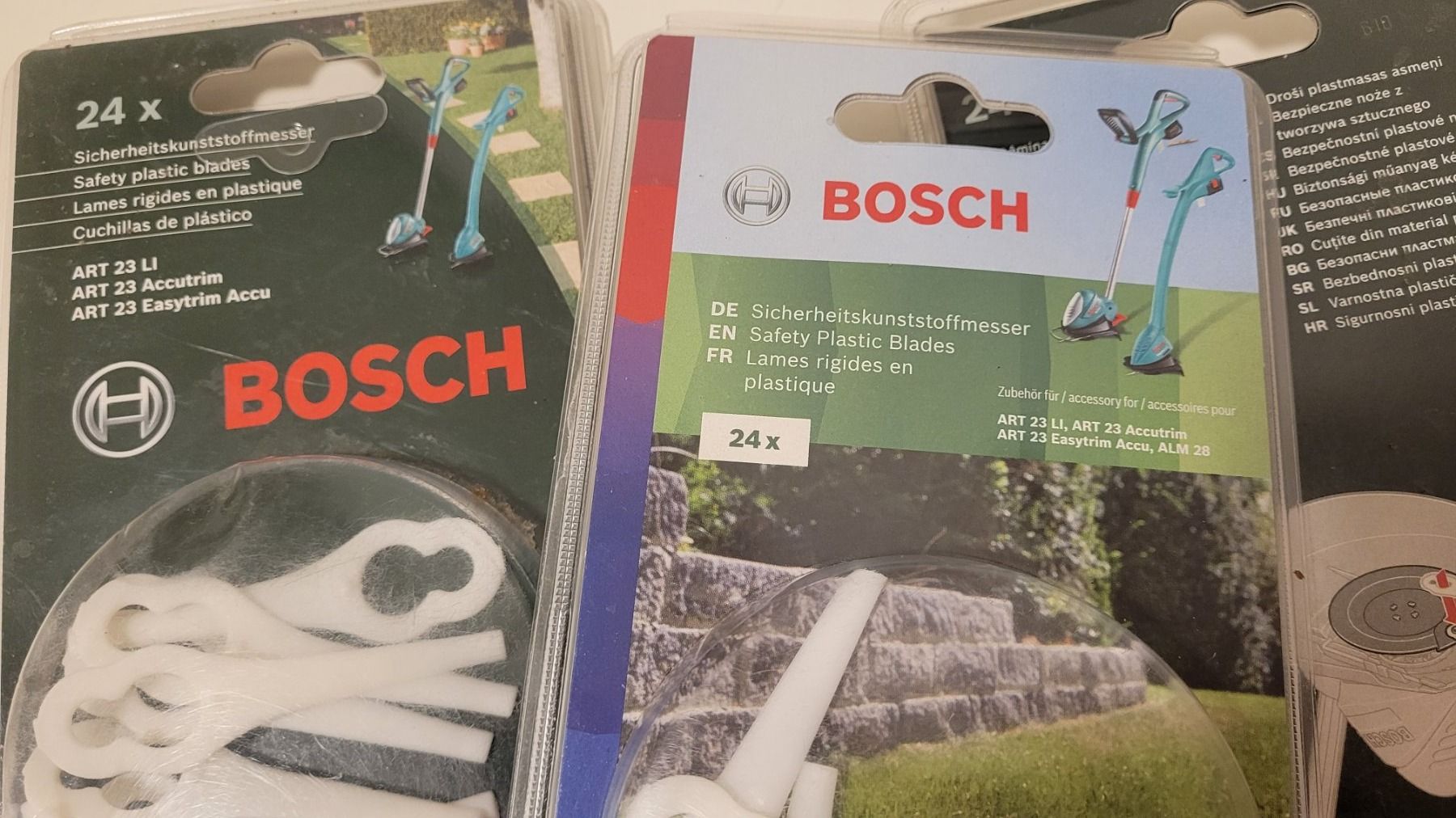 Bosch Rasenmäher: Bosch Ersatzmesser Handmäher – Neu und originalverpackt aus Schaan von car_wrv2 4