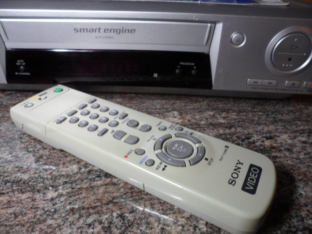 Sony Registratori: VHS  Recorder  Sony  SLV - SE 710 – Usato da Langnau i. E. venduto da mar_hw58 3