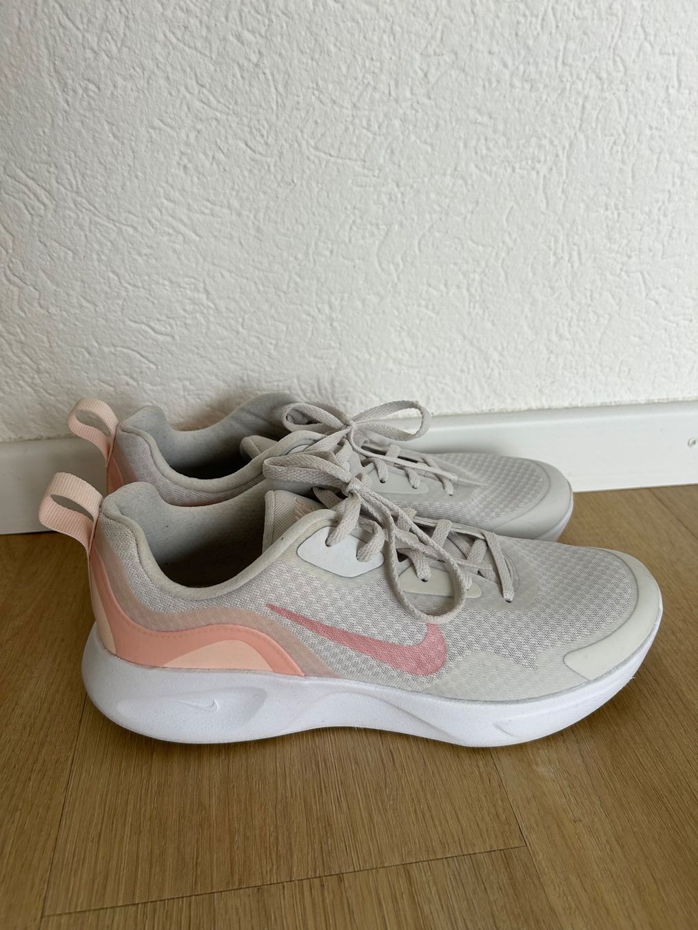 Nike Scarpe da donna: Nike Sneaker – Usato da Muri AG venduto da ali_27hx 1