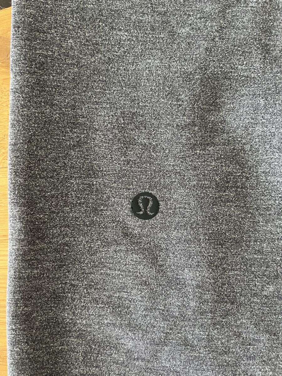 Lululemon Pantaloni: Lululemon Trousers Grey Size M Used Condition – Usato da Reinach BL venduto da pinklemonade 2