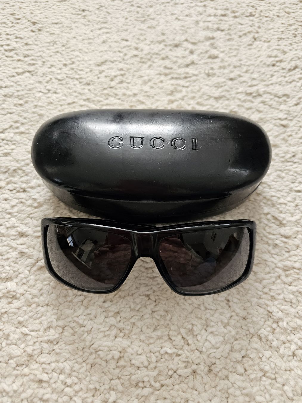 Gucci Occhiali & Lenti: Top Gucci Sonnenbrille Damen Schwarz – Usato da Balzers venduto da ridr