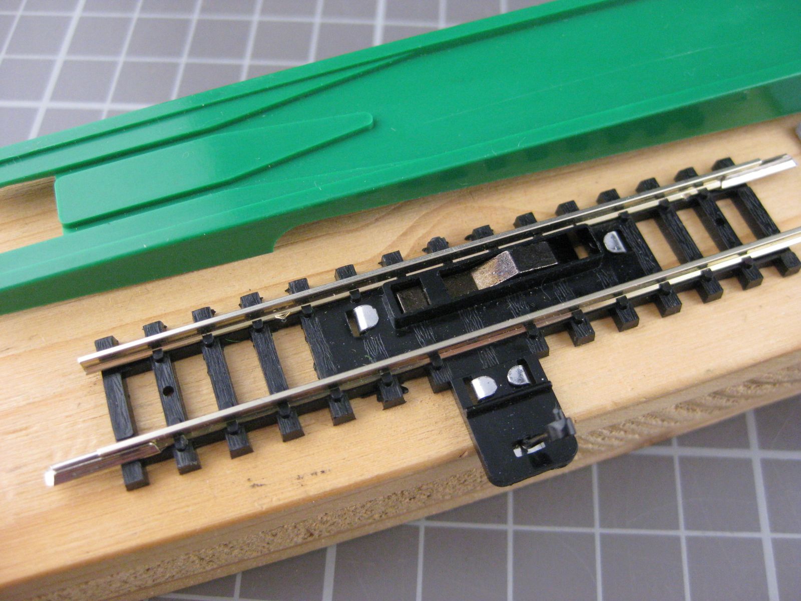 Trix Modellini di ferrovie: Minitrix Diverses zu Gleis – Usato da Malters venduto da Marosko 1