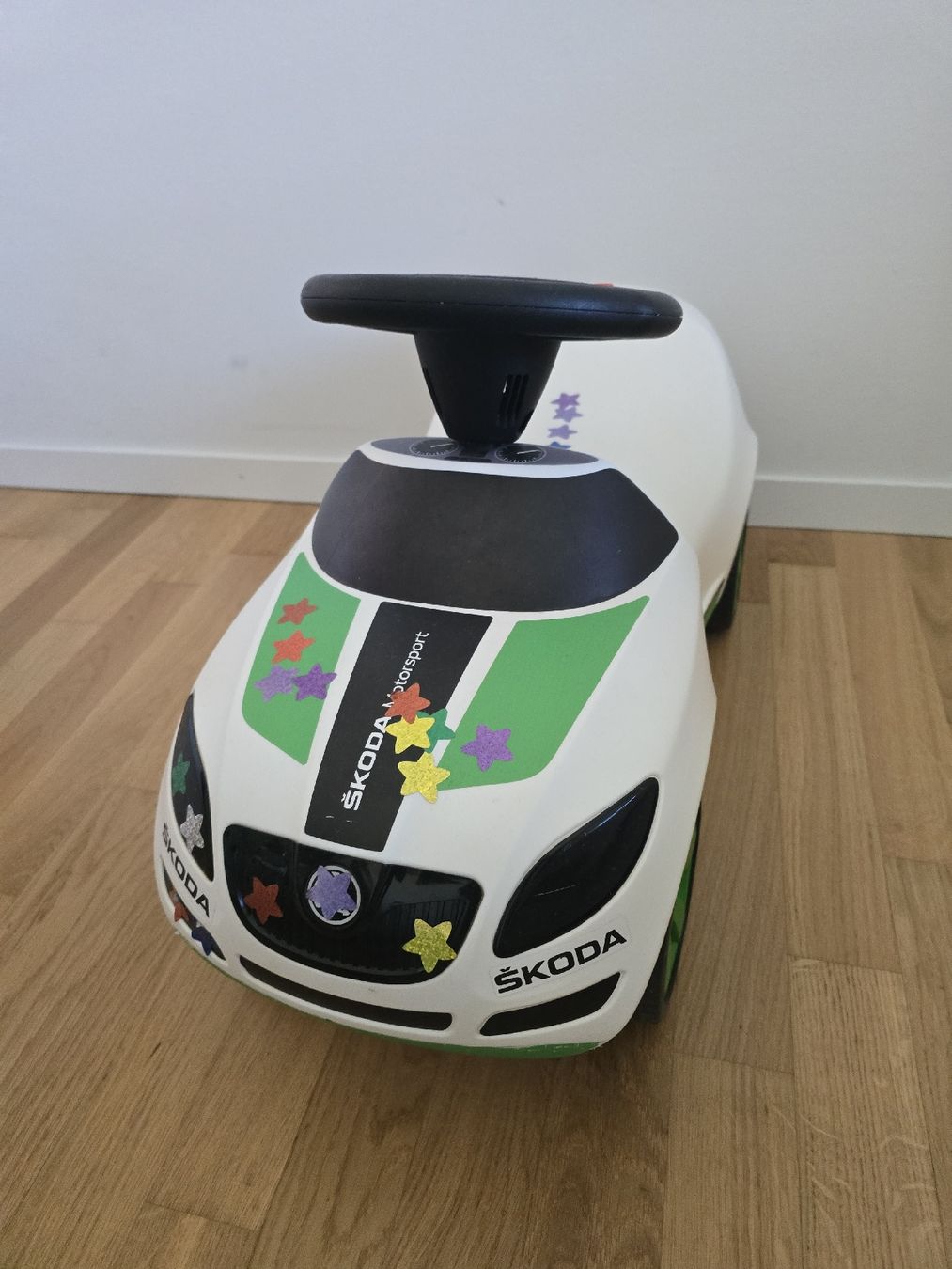 Veicoli per bambini: Rutscherauto SKODA weiss Kinderauto – Usato da Urdorf venduto da Schini85 1