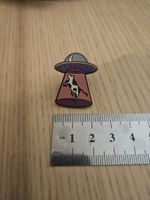 UFO Entführung Kuh - Pin Badge Anstecker Plastik