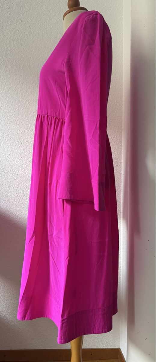 Kleider: Robe JADICTED magenta, taille S, soie elastan – Neu (gemäss Beschreibung) aus Morges von sandy069 1