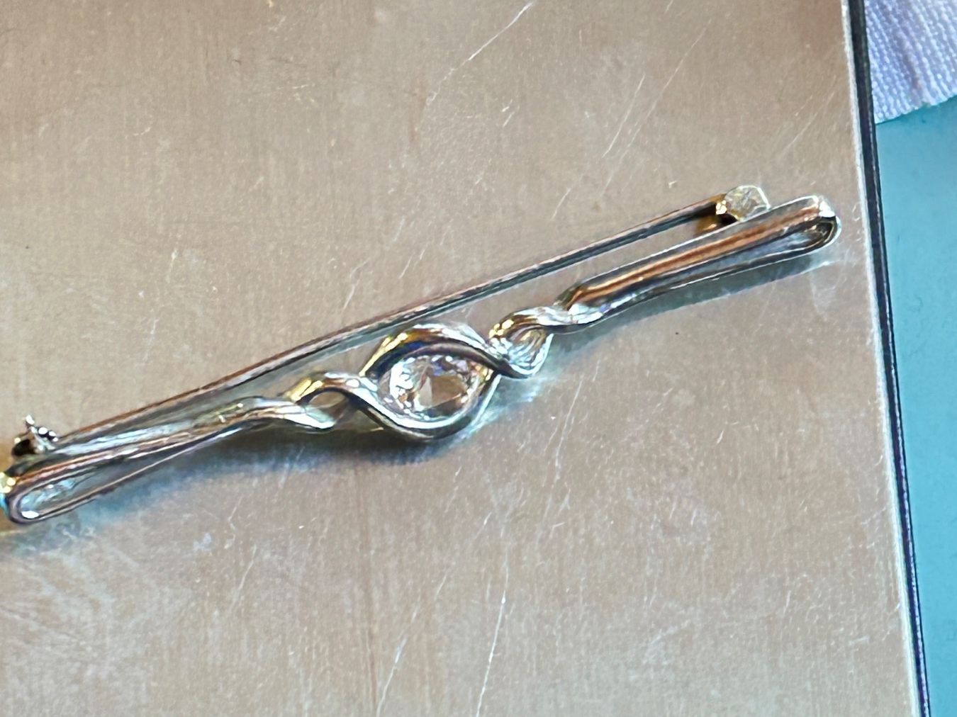 Broschen & Nadeln: Elegante Silber Brosche WHITE Vintage – Gebraucht aus Dittingen von Bellevista 7