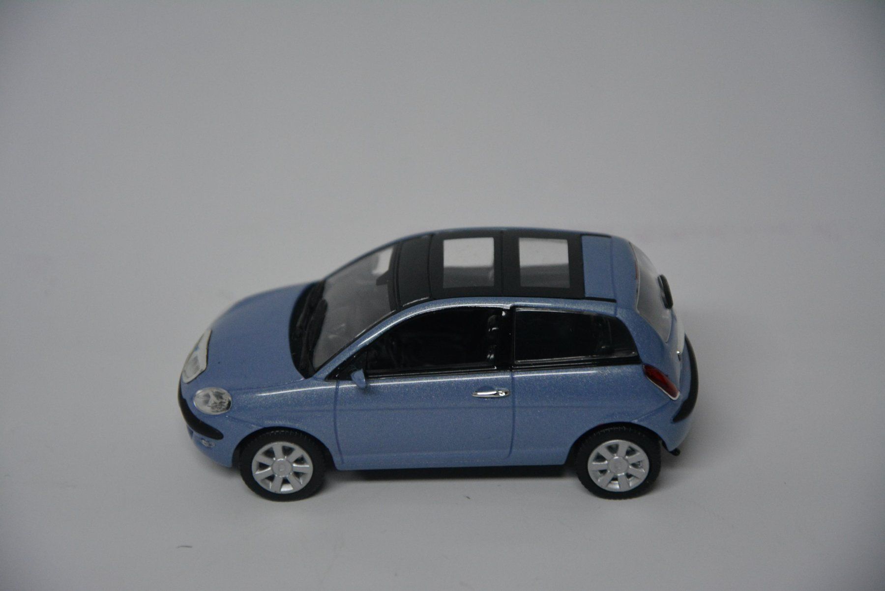 Lancia Modellini d'auto: Lancia Y Ypsilon 1996 , Norev , 1:43 – Nuovo (secondo la descrizione) da Goldach venduto da Feivel9