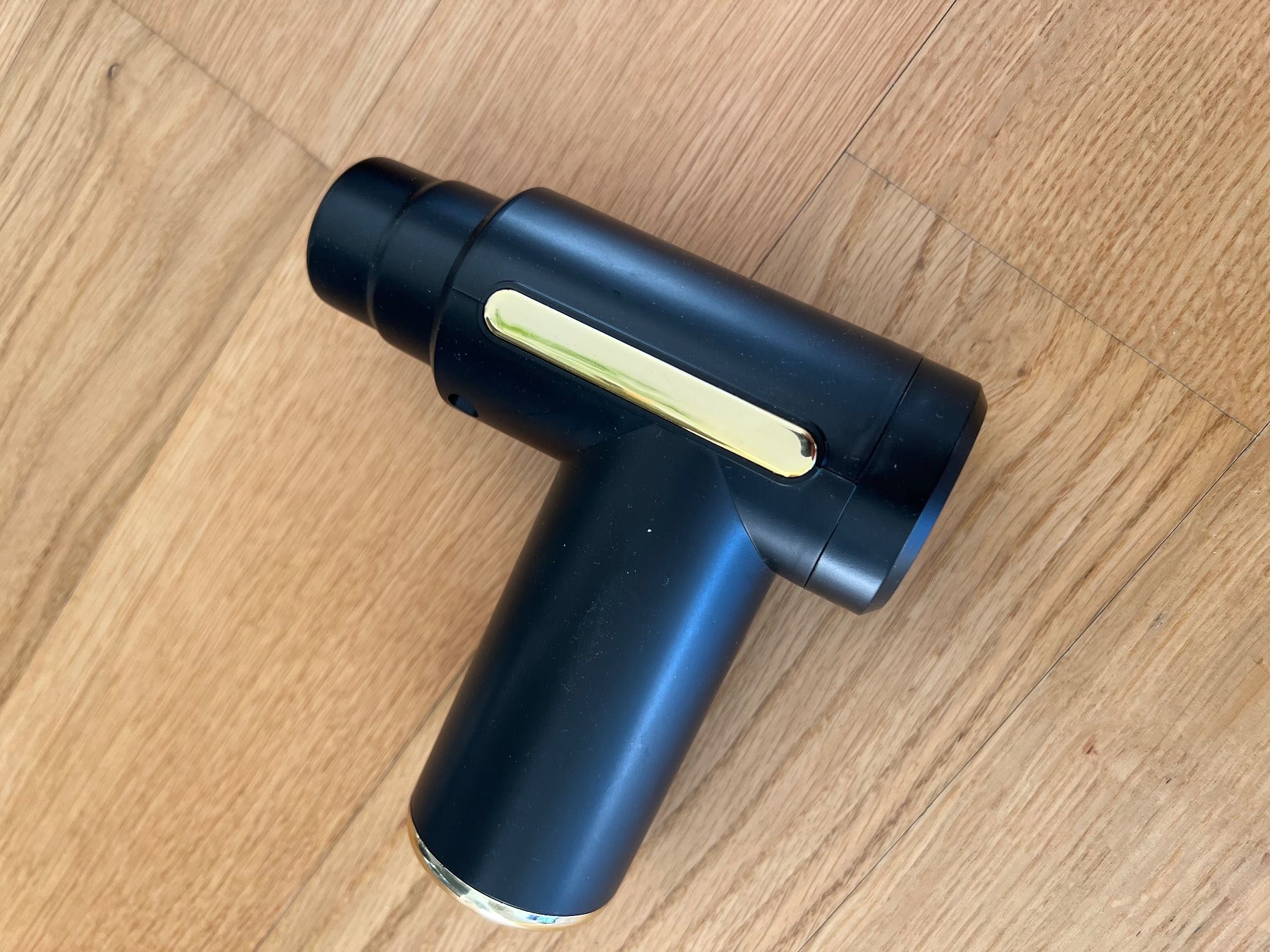 Massagegeräte: Massagepistole – Gebraucht aus Locarno von Danisol 2