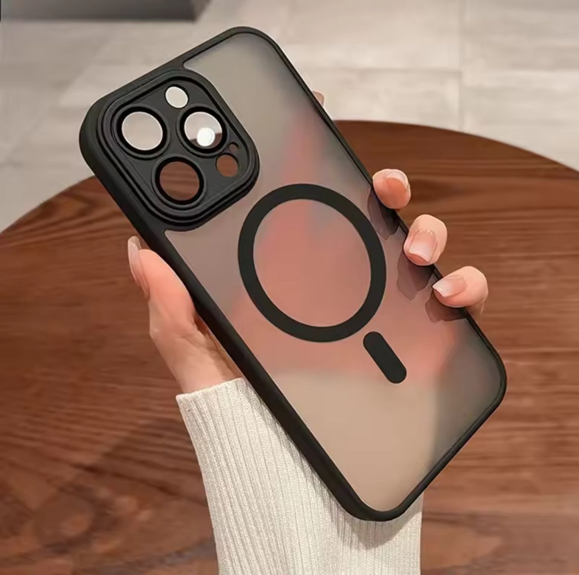 Apple Cover & Protezioni schermo: Magnetischer Luxus-Objektivschuz, IPhone 17 Pro Max HellLila – Nuovo e nell'imballaggio originale da Biel/Bienne venduto da Bolagol9 1
