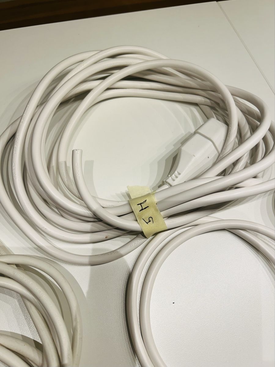 Cavi: Kabel diverse Längen – Usato da Gunten venduto da starfish3 1