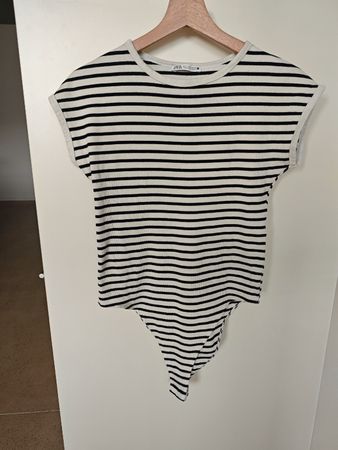 Zara Striped Bodysuit Size L 95% Cotton 🖤🤍